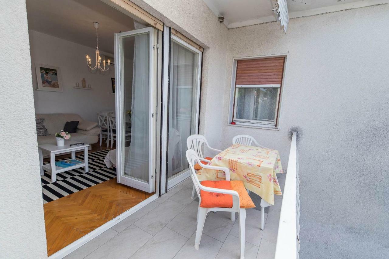 Apartmani Ruzica Цриквеница Экстерьер фото